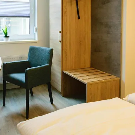 Zur Alten Boerse ホテル 3*